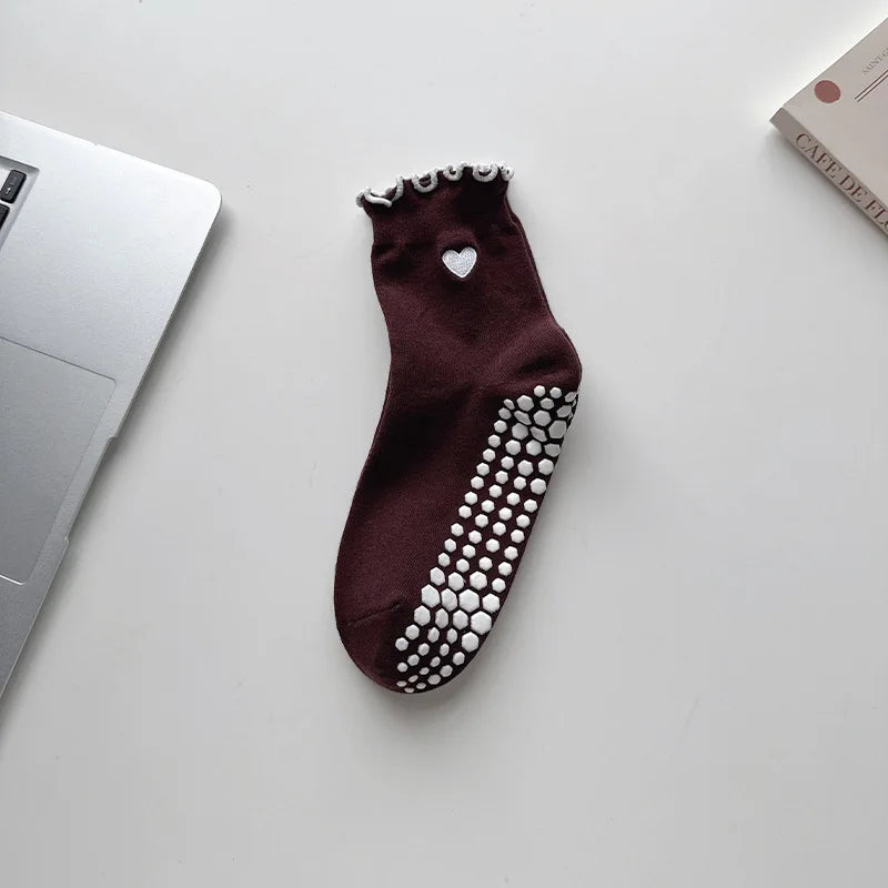 Heartline Grip Crew Socks — 3-Pair Pack — Coffee