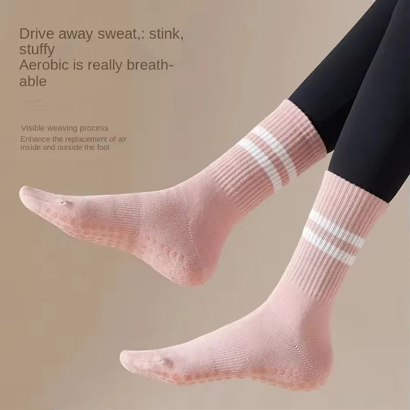 Studio Stripe Grip Socks — 4-Pair Pack