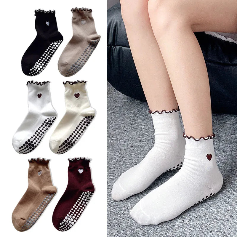 Heartline grip crew socks, 3-pair pack, photo 1