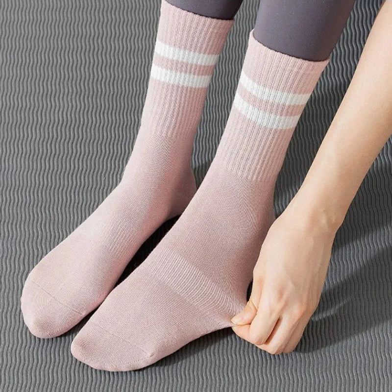 Studio Stripe Grip Socks — 4-Pair Pack