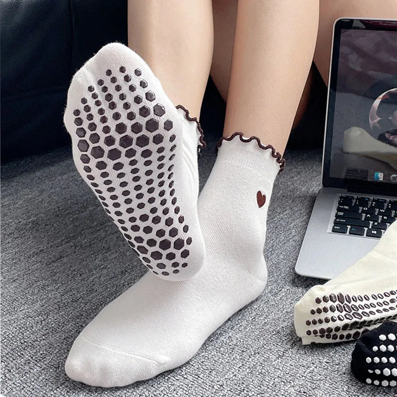 Heartline grip crew socks, 3-pair pack, photo 3