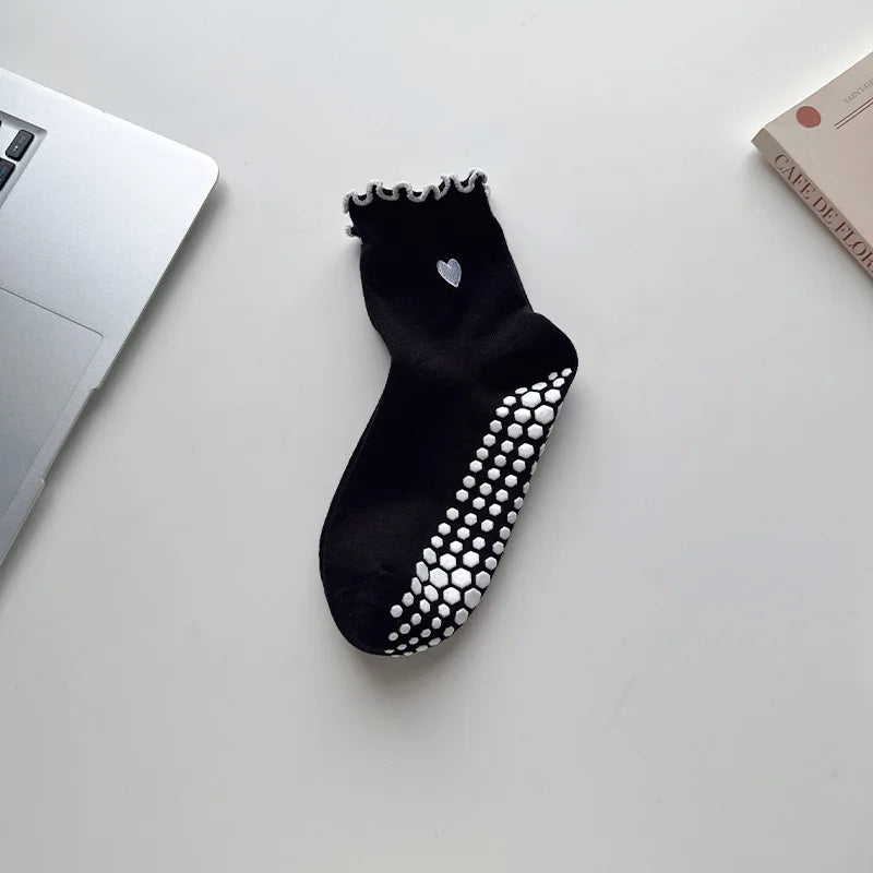 Heartline Grip Crew Socks — 3-Pair Pack — Black